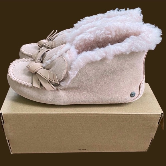 UGG BOOTIES/SLIPPERS US5 - Picture 10 of 12